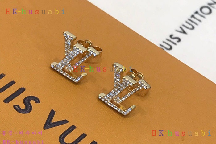 NEW  루이비통 귀걸이 신상 LV 827555