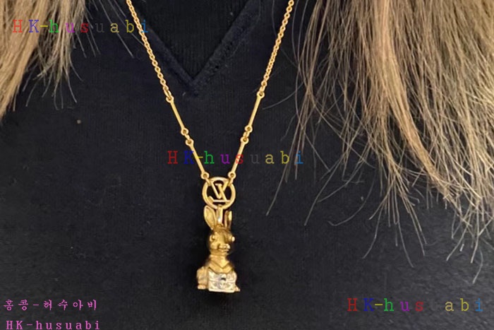 NEW  루이비통 목걸이 신상 LV 827556