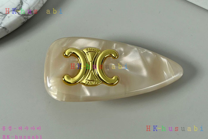NEW 셀린느 헤어핀 신상  C 528232