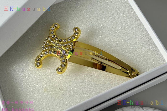 NEW 셀린느 헤어핀 신상  C 528236
