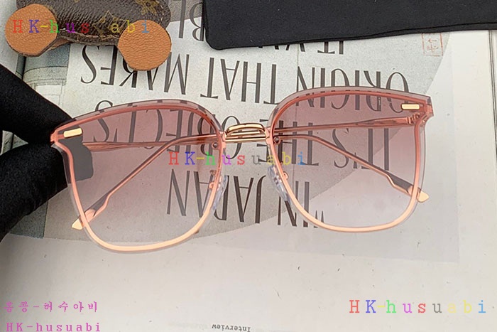 NEW 디올 선글라스 신상 DR 582227