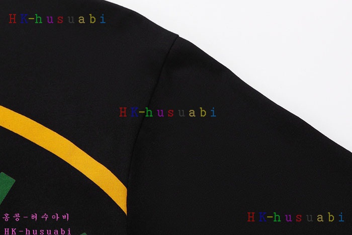 NEW 스톤아일랜드 반팔티 신상 ST 1250015