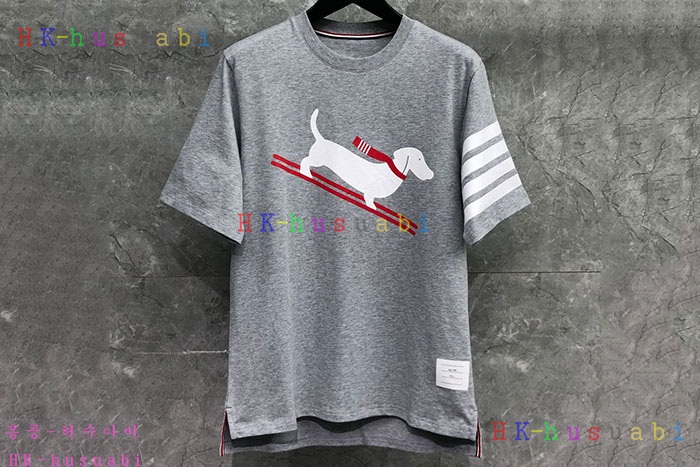 NEW 톰브라운 반팔티 신상 TB 855504