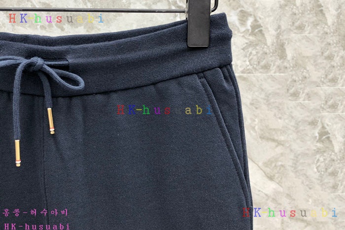 NEW 톰브라운 반바지 신상 TB 858812