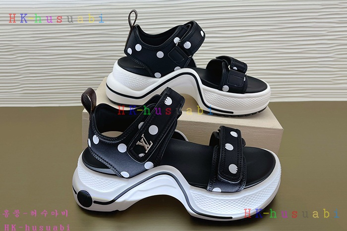 NEW 루이비통 샌들 신상 LV 938801