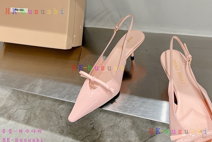 NEW 미우미우 신발 신상 MU 525819