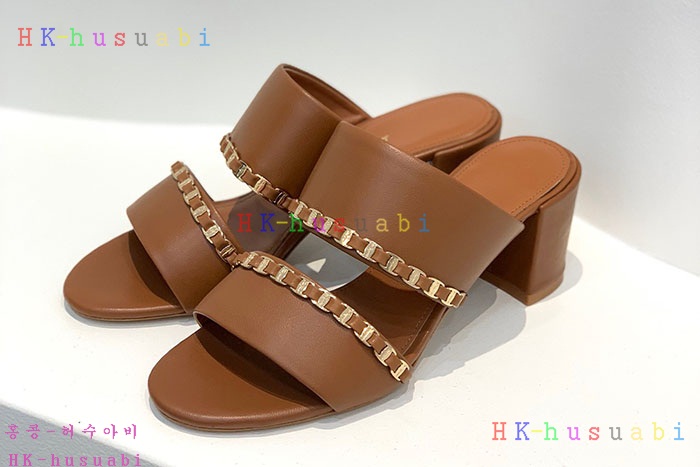 NEW 페라가모 샌들 신상 F 5827010
