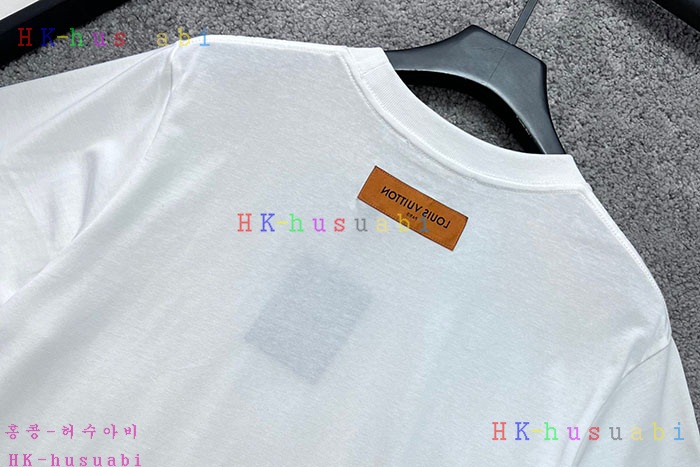 NEW 루이비통 반팔티 신상 LV 552876