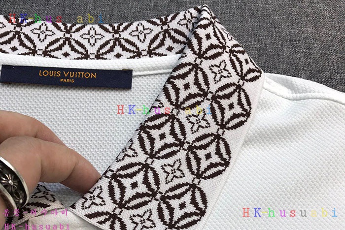 NEW 루이비통 반팔티 신상 LV 552879