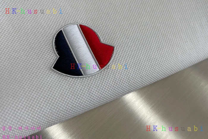 NEW 몽클레어 반팔티 신상 M 662502