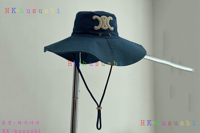 NEW 셀린느 모자 신상 C 668505