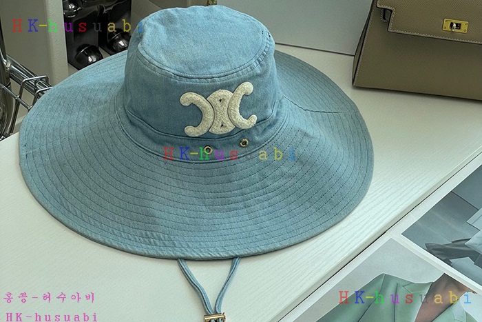 NEW 셀린느 모자 신상 C 668505