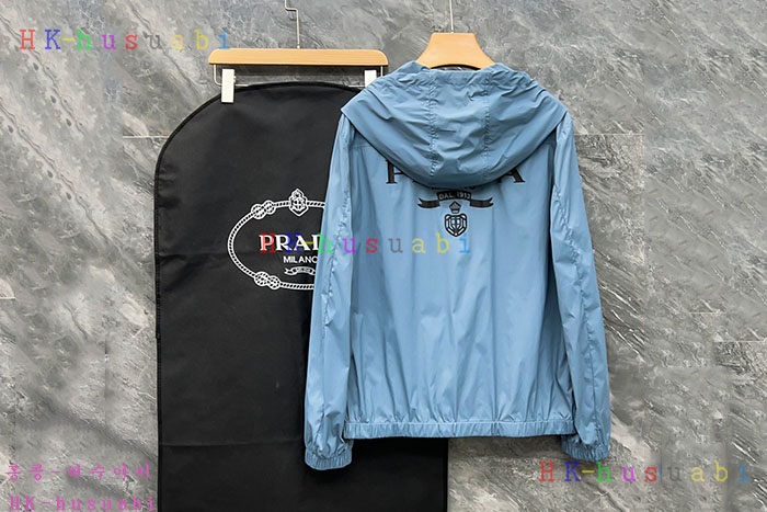 NEW 프라다 자켓 신상 P 529821