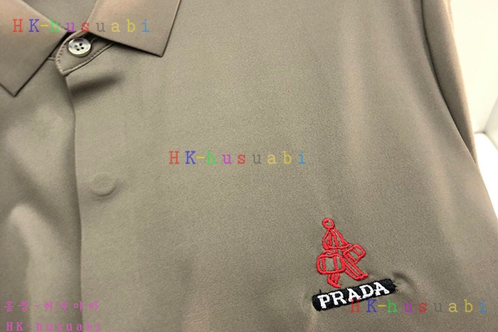 NEW 프라다 반팔티 신상 P 529907