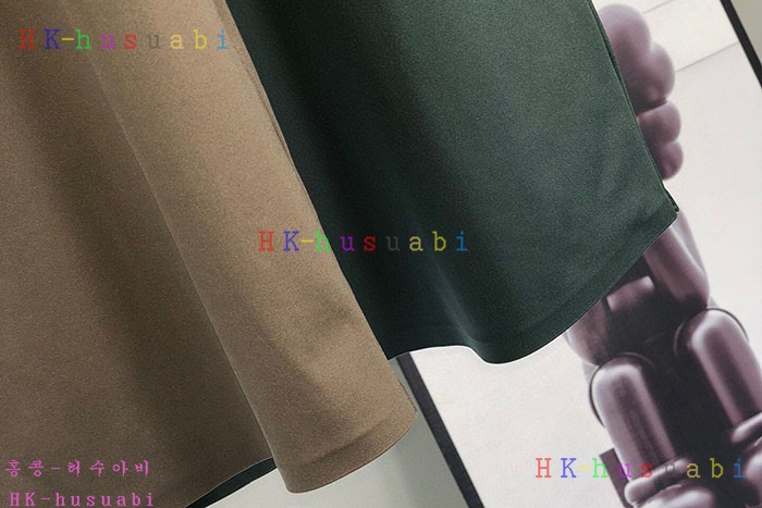 NEW 프라다 반팔티 신상 P 529907
