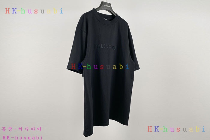NEW 발렌시아가 반팔티 신상 B 999289