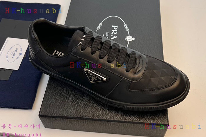 NEW 프라다 스니커즈 신상 P 599522