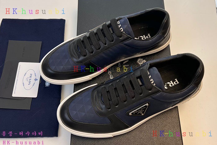 NEW 프라다 스니커즈 신상 P 599521