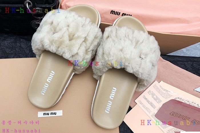 NEW 미우미우 신발 신상 MU 424813