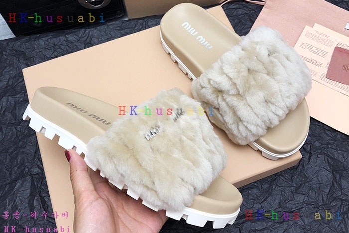 NEW 미우미우 신발 신상 MU 424813