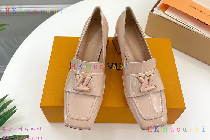 NEW 루이비통 신발 신상 LV 968134