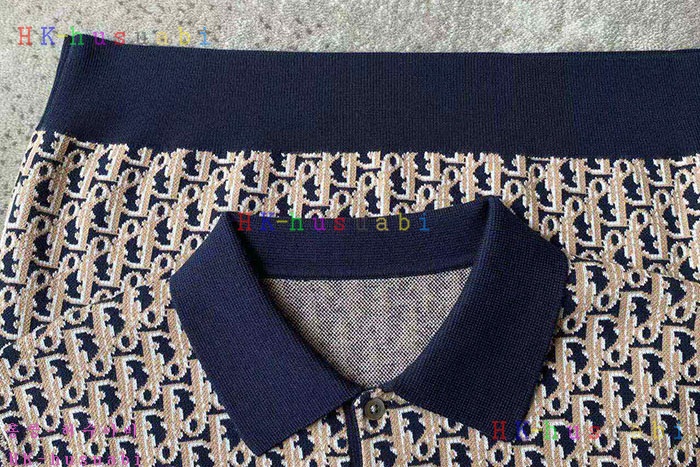 NEW 디올 반팔티 신상 DR 627013