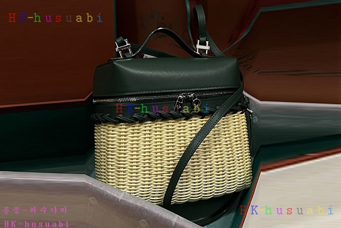 ★미러급★로로피아나 엑스트라 포켓 L19 숄더백 FAI8393-17