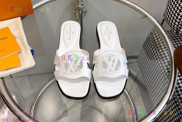NEW 루이비통 샌들 신상 LV 966531