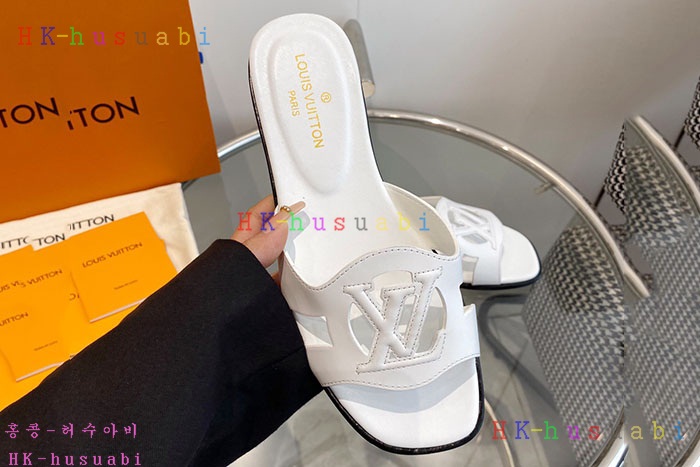 NEW 루이비통 샌들 신상 LV 966531