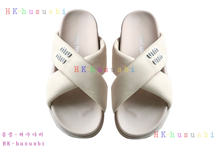 NEW 미우미우 신발 신상 M 699501