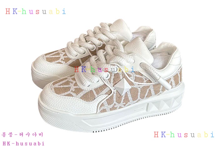 NEW 발렌티노 스니커즈 신상 V 704113