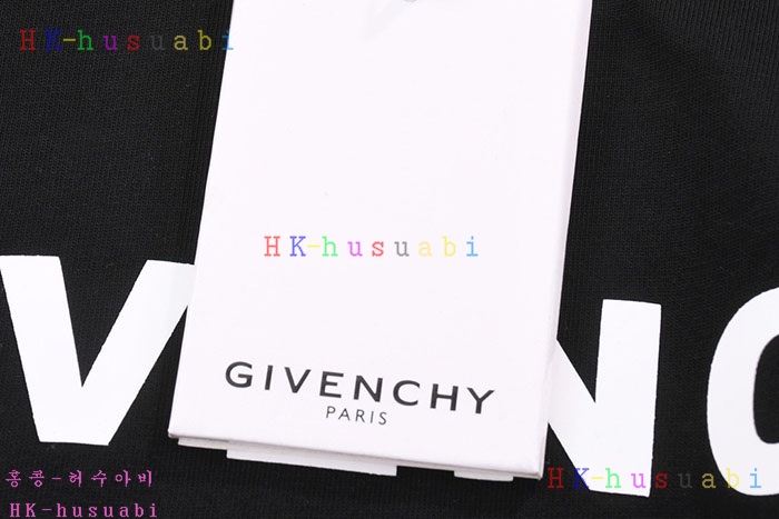 NEW 지방시 폴라티 신상 GV 896629