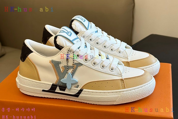 NEW 루이비통 스니커즈 신상 LV 985502