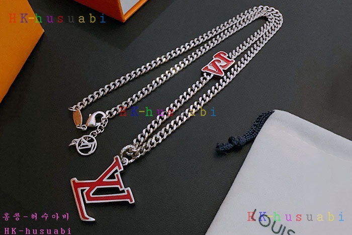 NEW 루이비통 목걸이 신상 LV 258446