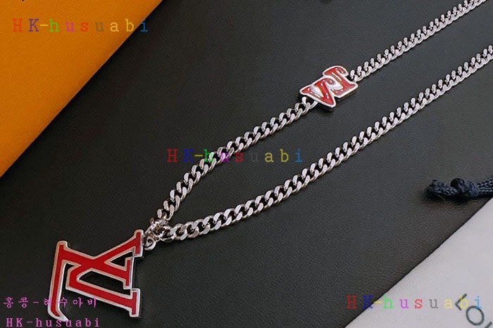 NEW 루이비통 목걸이 신상 LV 258446