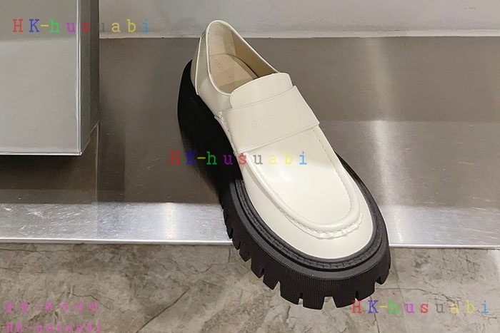 NEW 발렌시아가 신발 신상 B 662802