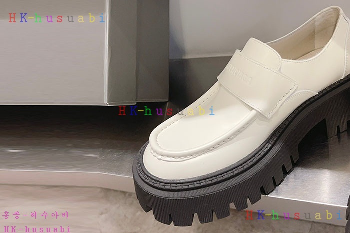 NEW 발렌시아가 신발 신상 B 662802