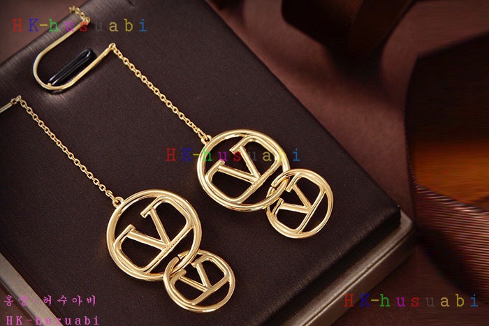 NEW 발렌티노 귀걸이 신상 V 628990