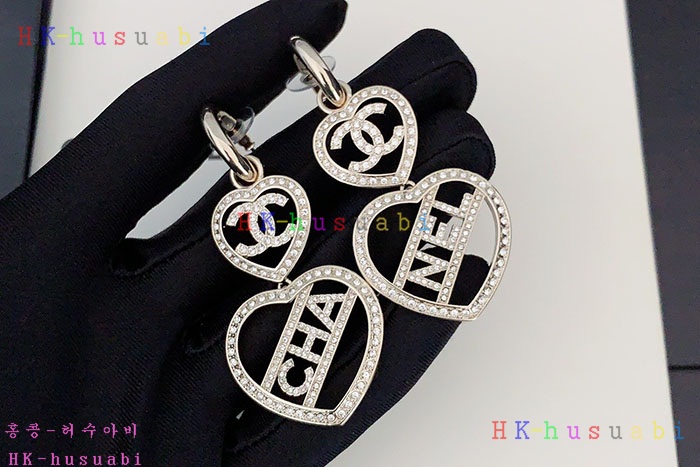 NEW 샤넬 귀걸이 신상 C 595512