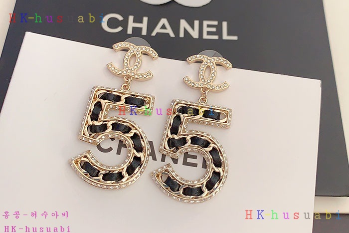 NEW 샤넬 귀걸이 신상 C 595541