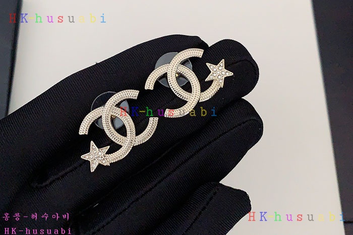 NEW 샤넬 귀걸이 신상 C 595546