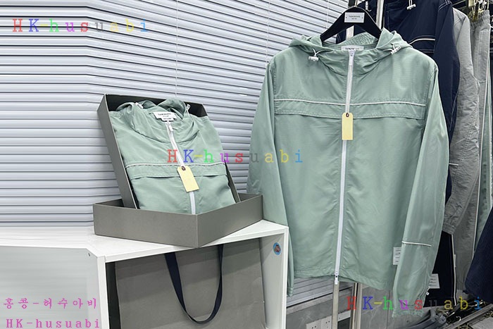 NEW 톰브라운 상의 신상 TB  6828305