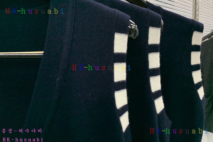 NEW 톰브라운 니트조끼 신상 TB  6828309