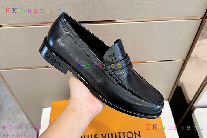 NEW 루이비통 신발 신상 M 286601
