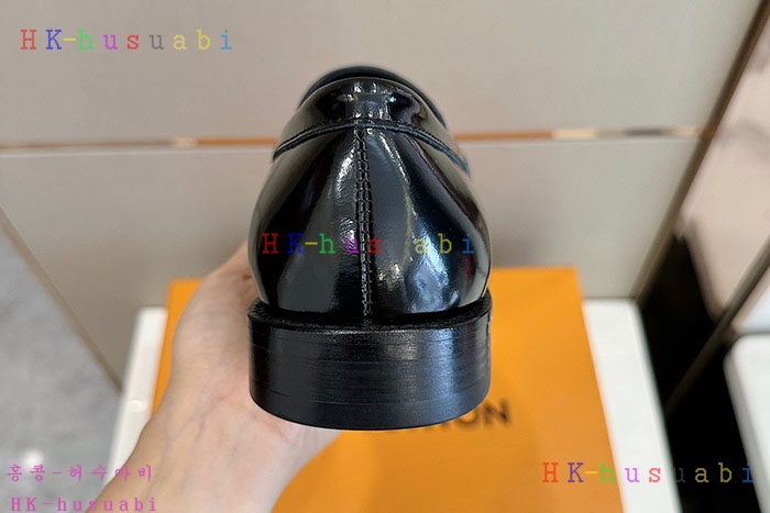 NEW 루이비통 신발 신상 M 286608