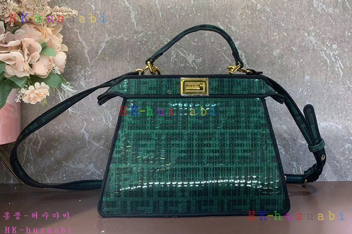 NEW 펜디  피카부 8BN244-2