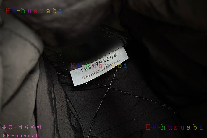 ★미러급★보테가베네타 맥시 패디드 테크 카세트 690133 70529-2