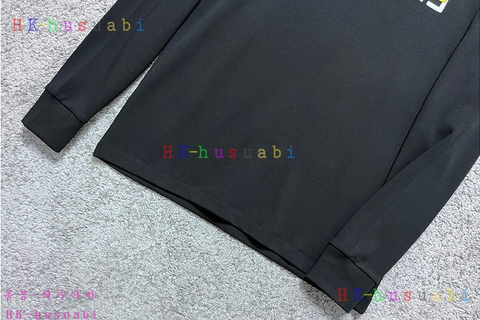 NEW 펜디 상의 신상 FD 958822