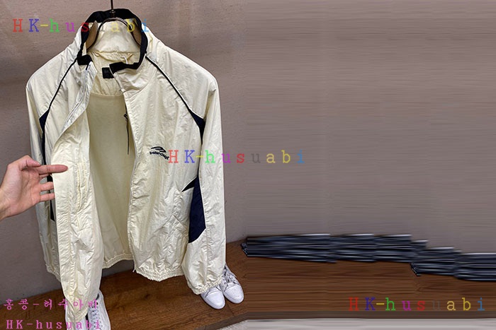 NEW 발렌시아가 자켓 신상 B 685520