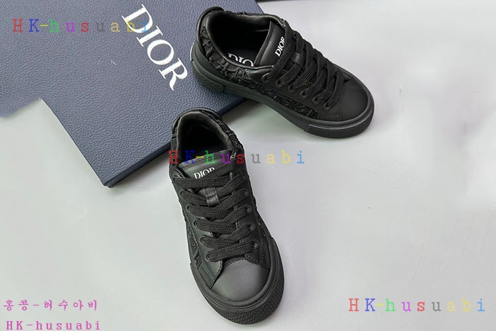 NEW 디올 신발 신상 DR 528226